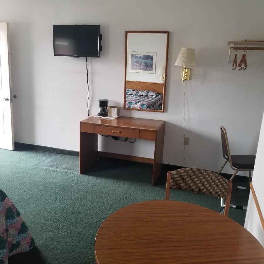 Budget 8 Motel Джон Дей Екстериор снимка